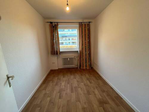 Arbeits- oder Gästezimmer - 