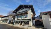 Ansicht Hautgebäude - 7 Zimmer Mehrfamilienhaus, Wohnhaus in Rottach-Egern