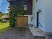 Einfahrt - Grundstück in Seeon-Seebruck