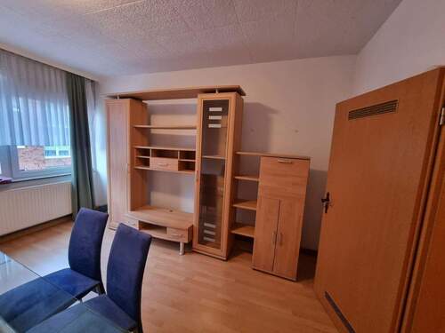 Zimmer 2 - 