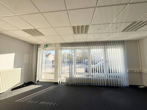 Eingang - 3 Zimmer Büro zur Miete in Göttingen