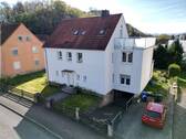 Aussen_Vorderansicht_1 - 9 Zimmer Mehrfamilienhaus, Wohnhaus zum Kaufen in Gudensberg