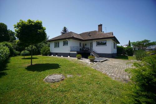 Ansicht Haus - 4 Zimmer Einfamilienhaus zum Kaufen in Kehl