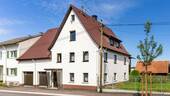 Außenansicht 1 - Charmante Einfamilienhaus mit historischem Flair und modernem Komfort