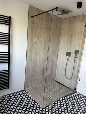 große Walk-In-Dusche - 