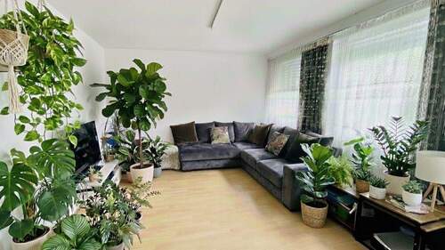 Wohnzimmer - Charmante 3-Zimmer-Wohnung im Herzen von Stuttgart-Wangen