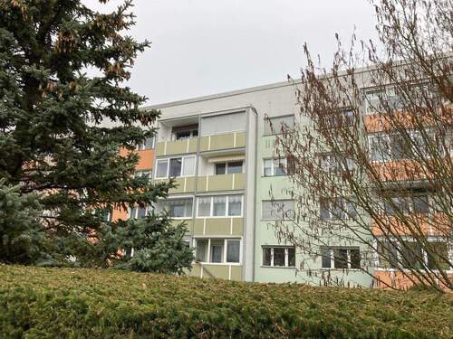 Rückansicht Balkone - 3 Zimmer Etagenwohnung zum Kaufen in Lutherstadt Wittenberg