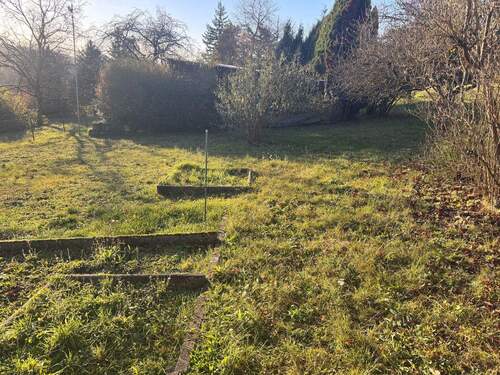 Gartengrundstück - Grundstück zum Kaufen in Kämpfelbach