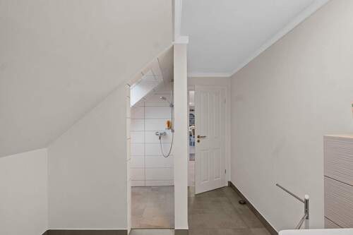 Badezimmer Ansicht II - DG - 