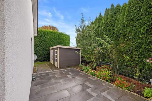 Geräteschuppen im Garten - 