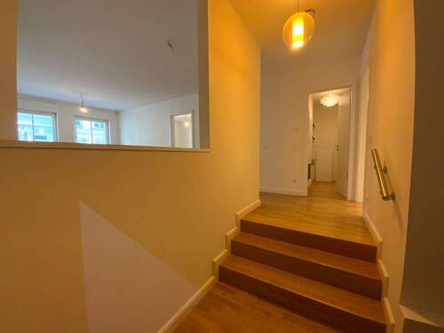 Eingangsbereich - 2 Zimmer Etagenwohnung in Düsseldorf