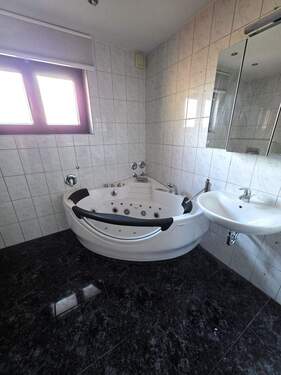 20251202_121358 (1).jpg - 