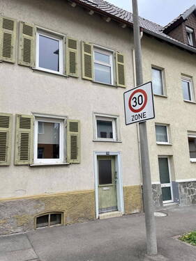 Frontansicht - 8 Zimmer Doppelhaushälfte zum Kaufen in Villingen-Schwenningen