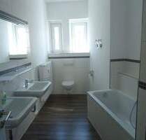 3 Zimmer-Wohnung mit Balkon und Einbauküche - Zwickau Innenstadt