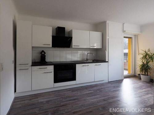 Bild 2 - 3 Zimmer Etagenwohnung zur Miete in Saarbrücken