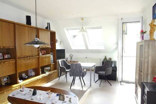 Wohnen, Essen - 2 Zimmer Etagenwohnung zum Kaufen in Sersheim