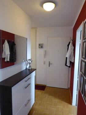Flur - 3 Zimmer Etagenwohnung zum Kaufen in München