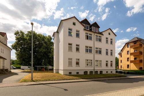Außenansicht - 2 Zimmer Etagenwohnung zur Miete in Böhlen