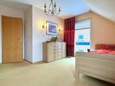 Schlafzimmer II OG - 