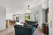Wohnzimmer - Mehrfamilienhaus, Wohnhaus mit 215,00 m&sup2; in Königswinter zum Kaufen