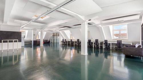 4. Stock Seitenflügel - Flexible, modern ausgestattete Büros nähe Goetheplatz - All-in-Miete