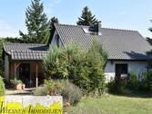Hausansicht gartenseitig - +++Top Lage trifft Lebensqualität +++ Schöner Wohnen in Regenmantel!
