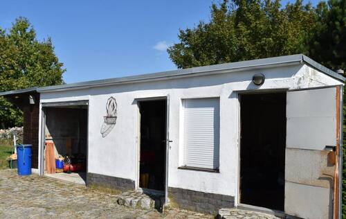 Nebgengelass mit Garage, Werkstatt, Abstellraum - 
