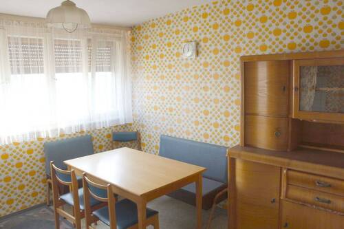 ... zu drei weiteren Räumen ... - 