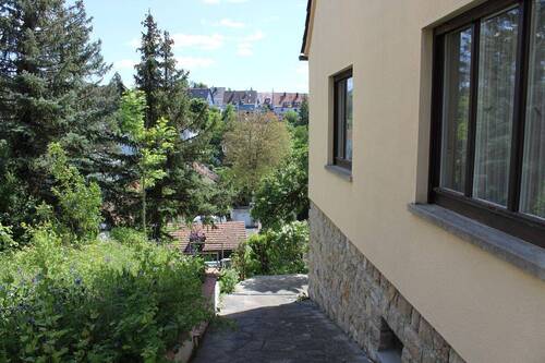 Zugang zum Gartenbereich - 