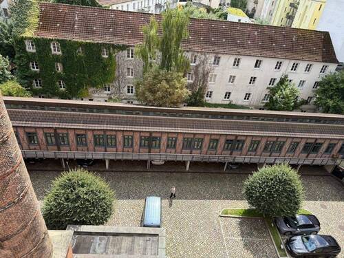 Blick Innenhof Stellplatz - 