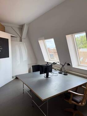 Arbeitsplätze hinterer Raum - 