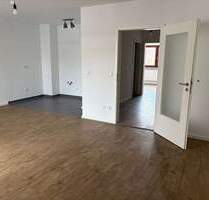 Gepflegte und großzügige 2-Zimmer-Wohnung mit Balkon in Röthenbach a.d. Pegnitz - Röthenbach an der Pegnitz