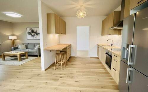 Wohnzimmer und Küche (Digital Staging) - Etagenwohnung mit 80,50 m&sup2; in Stuttgart zum Kaufen