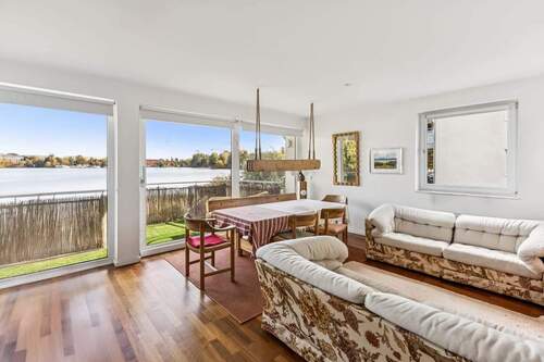 Zimmer 1 - 3 Zimmer Etagenwohnung in Berlin