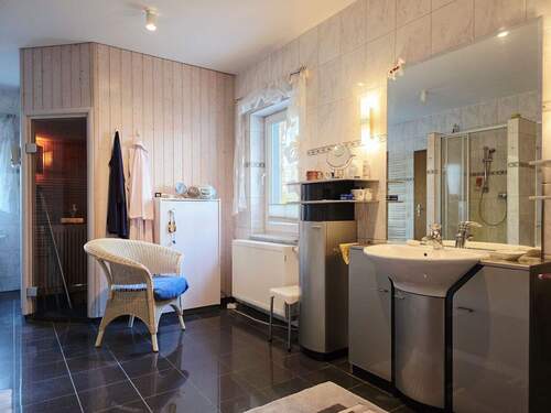 Vollbad mit Sauna - 