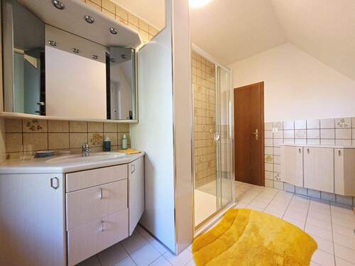 Tageslichtbad im DG - 