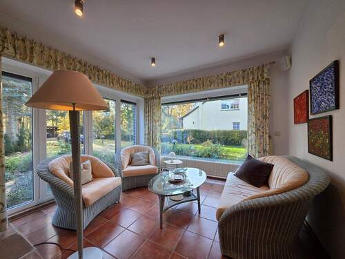 Veranda/Lesezimmer - Einfamilienhaus mit 220,00 m&sup2; in Waren zum Kaufen