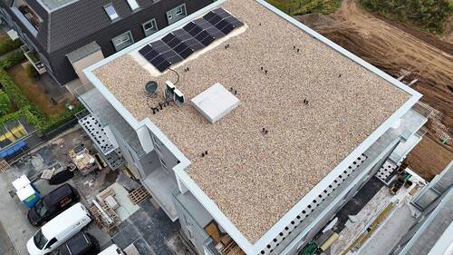 Dachfläche Haus Rheintalstrasse 58.JPG - 