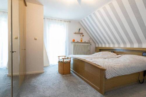 Das Schlafzimmer im OG - 