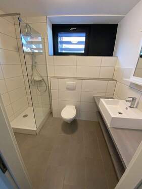 Bad im 3. Zimmer - 