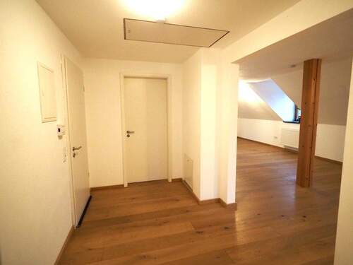 Flur - 2 Zimmer Etagenwohnung in Allershausen