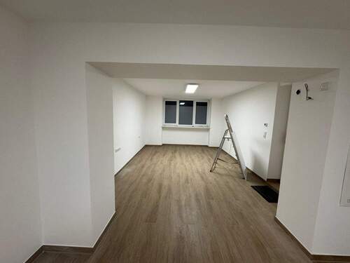 Büro - Toplage Wiesbaden: Offene Schreibtischplätze - flexibel & sofort verfügbar