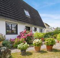 EFH mit hochwertiger Ausstattung, Einliegeroption, Garten & Galerie - Wiesbaden Nordenstadt