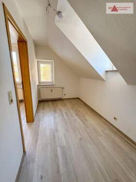 Kinderzimmer - Etagenwohnung mit 80,00 m&sup2; in Schneeberg zur Miete