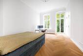 Schlafzimmer zum Innenhof - Etagenwohnung mit 73,00 m&sup2; in Berlin zum Kaufen