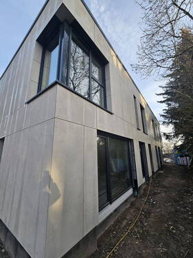 Baustellenfoto Südfassade - 5 Zimmer Doppelhaushälfte in Braunschweig