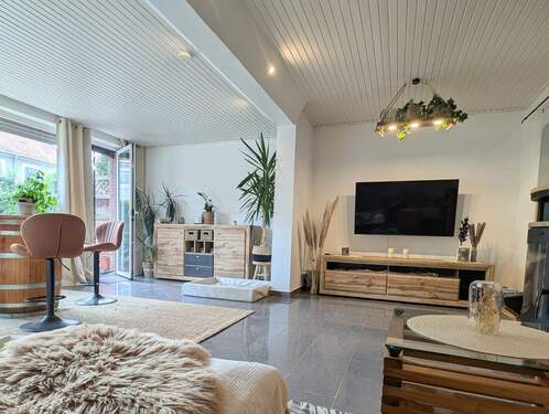 Wohn- und Essbereich - Solides Reihenmittelhaus mit Garten - ideal für Familien