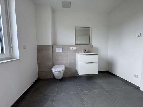 33443D91-622B-4648-8306-6B600663C5EA - 