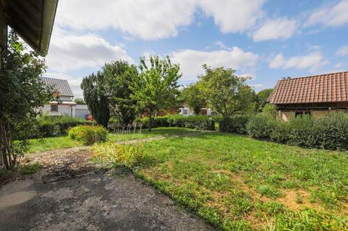 Garten - Einfamilienhaus mit 95,00 m&sup2; in Mühlacker / Sengach zum Kaufen