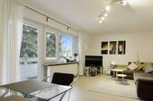 Wohn- und Essbereich - 2 Zimmer Etagenwohnung zum Kaufen in Ottobrunn